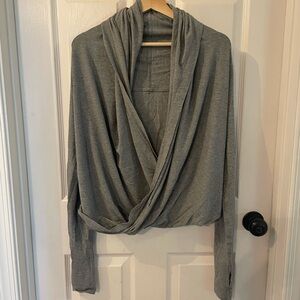 Lululemon long sleeve shirt